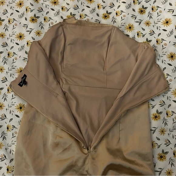 Le Chateau Gold Ruched Strapless Cocktail Mini Dress - Picture 4 of 5